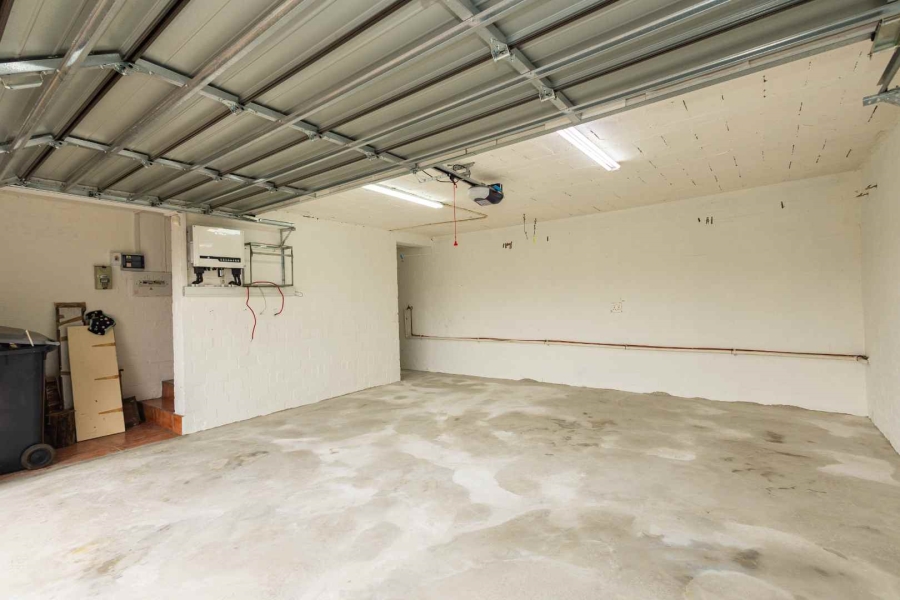 3 Bedroom Property for Sale in Protea Heights Western Cape